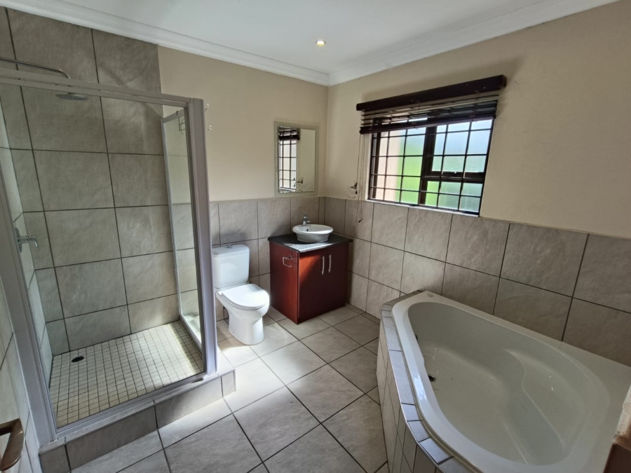 4 Bedroom Property for Sale in Boschdal North West